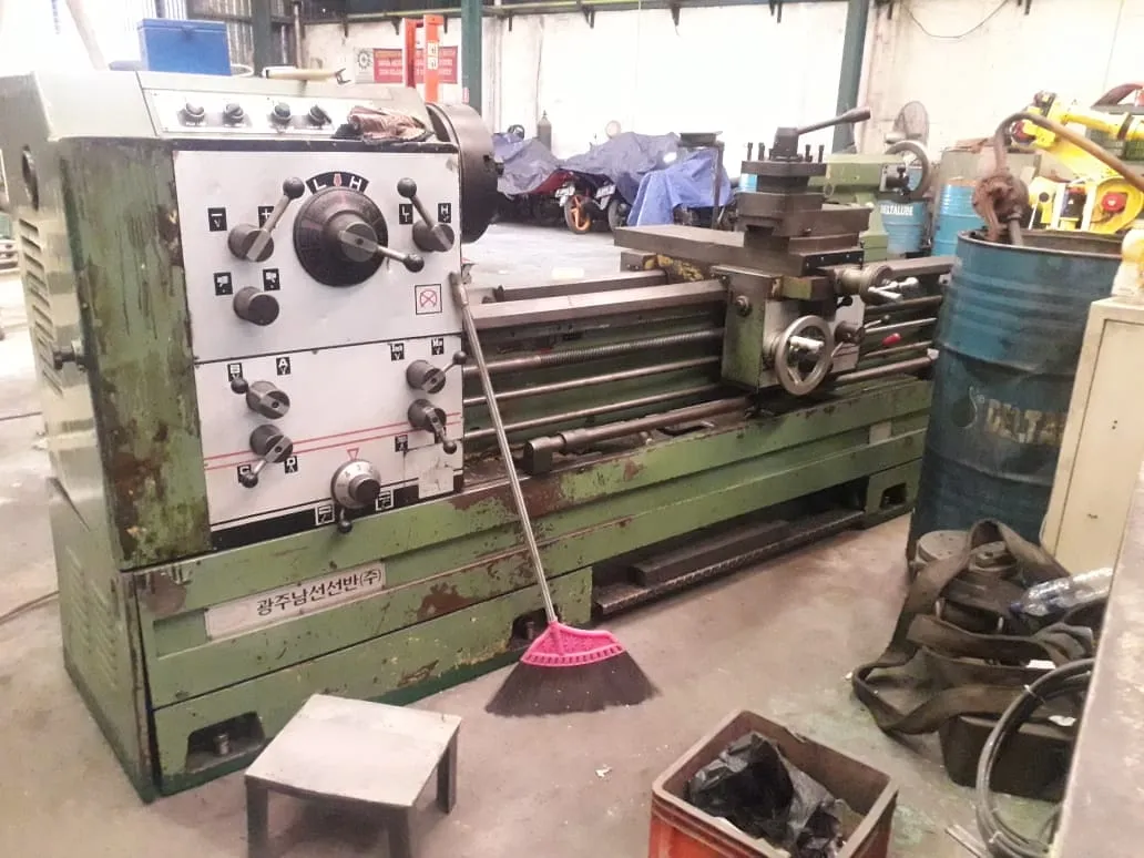 Lathe 1 Meter